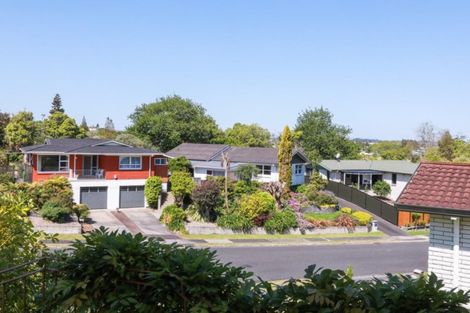 Photo of property in 8 Dunvegan Place, Dinsdale, Hamilton, 3204