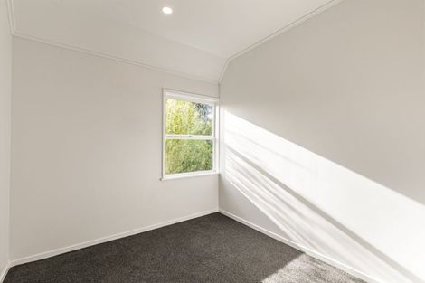 Photo of property in 2/6 Griffen Road, Mount Roskill, Auckland, 1041