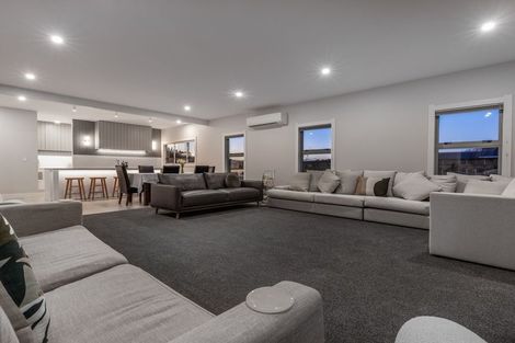 Photo of property in 37 Fairfield Road, Levin, 5510