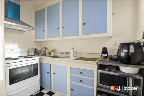 Photo of property in 34 Elm Row, Dunedin Central, Dunedin, 9016