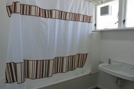 Photo of property in 27-29 Niagara Street, Waitangirua, Porirua, 5024