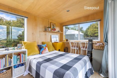 Photo of property in 24 Noakes Hill Road, Puhoi, Silverdale, 0994