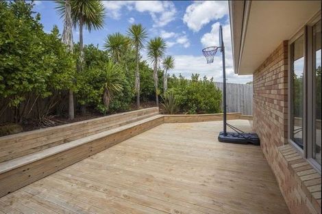 Photo of property in 27 Carol Lee Place, Albany Heights, Auckland, 0632