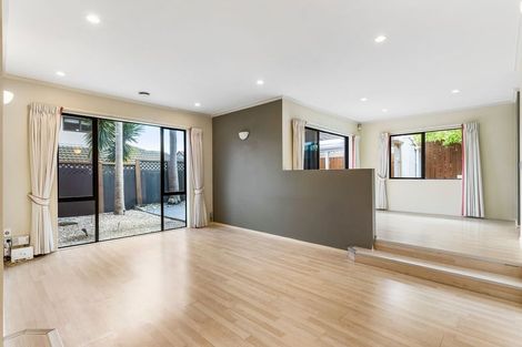 Photo of property in 2/25 Thirlmere Rise, Northpark, Auckland, 2013