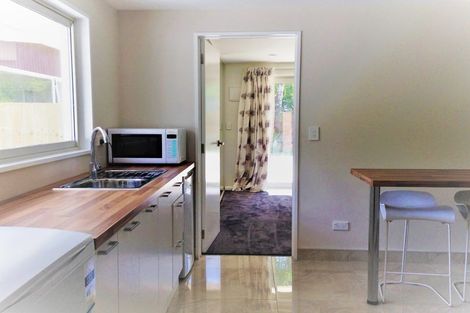 Photo of property in 226 Memorial Avenue, Burnside, Christchurch, 8053