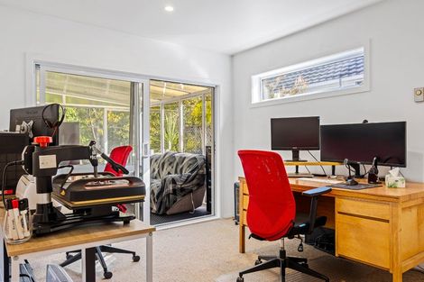 Photo of property in 2/34 Greers Road, Burnside, Christchurch, 8041