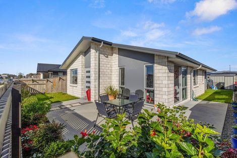 Photo of property in 184 Te Okuroa Drive, Papamoa, 3118