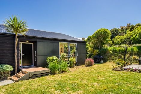 Photo of property in 14 Otonga Heights, Maungaraki, Lower Hutt, 5010