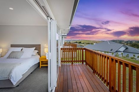 Photo of property in 7 Pheasant Lane, Waimauku, 0812