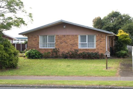 Photo of property in 27 Woburn Street, Mangere East, Auckland, 2024