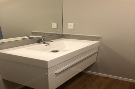 Photo of property in 2/27 Jones Crescent, Melville, Hamilton, 3206