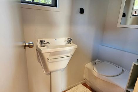 Photo of property in 51 Stuart & Chapman Drive, Karoro, Greymouth, 7805