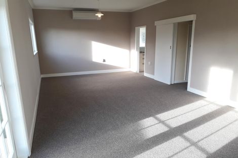 Photo of property in 1 Frood Street, Bulls, 4818