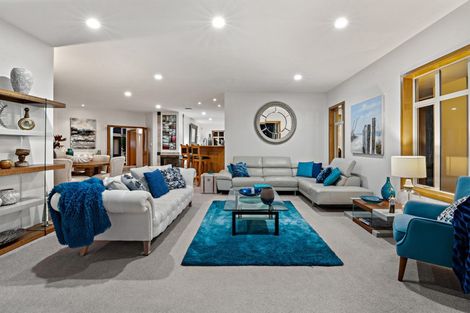 Photo of property in 82 Brownhill Road, Whitford, Manurewa, 2576