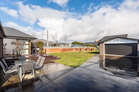 Photo of property in 85 Wattle Drive, New Brighton, Christchurch, 8083