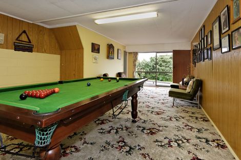 Photo of property in 2 Hilling Street, Titirangi, Auckland, 0604