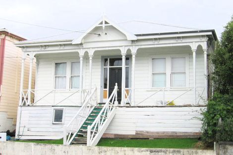 Photo of property in 9 Kenwyn Terrace, Newtown, Wellington, 6021