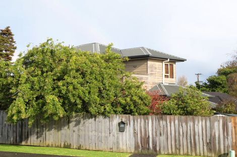 Photo of property in 1/115 Cook Street, Cockle Bay, Auckland, 2014