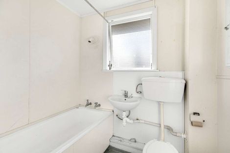 Photo of property in 12-14 Opie Place, Highbury, Palmerston North, 4412