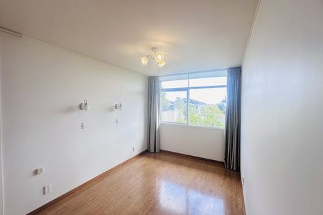 Photo of property in 151 Bleakhouse Road, Mellons Bay, Auckland, 2014