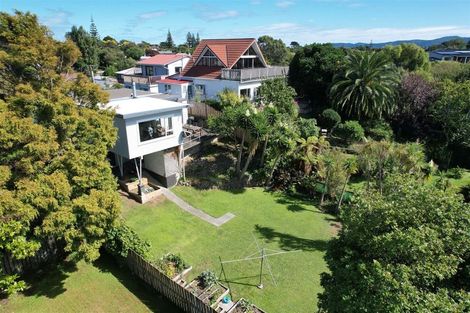Photo of property in 11 Titoki Road, Raumati Beach, Paraparaumu, 5032
