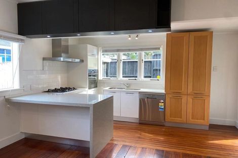 Photo of property in 2/613 Manukau Road, Epsom, Auckland, 1023