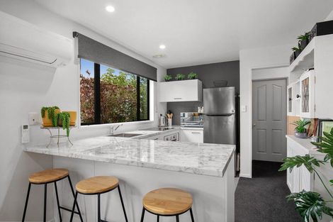 Photo of property in 22 Clutha Street, Alexandra, 9320