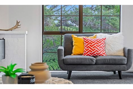 Photo of property in 61 Pemberton Avenue, Bayview, Auckland, 0629