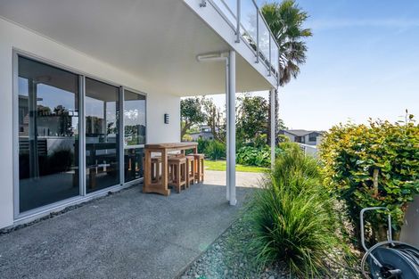 Photo of property in 18 Parkvue Drive, Bell Block, New Plymouth, 4312