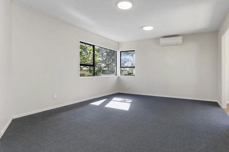 Photo of property in 6 Pureora Place, Clendon Park, Auckland, 2103