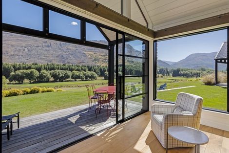 Photo of property in 11 Dalgleish Lane, Arrowtown, Queenstown, 9371