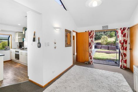 Photo of property in 6 Merehai Place, Snells Beach, 0920