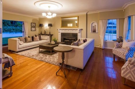 Photo of property in 2/57 Rock Isle Road, Torbay, Auckland, 0630