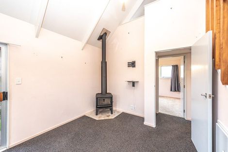 Photo of property in 6a Nikau Street, Tawhero, Whanganui, 4501