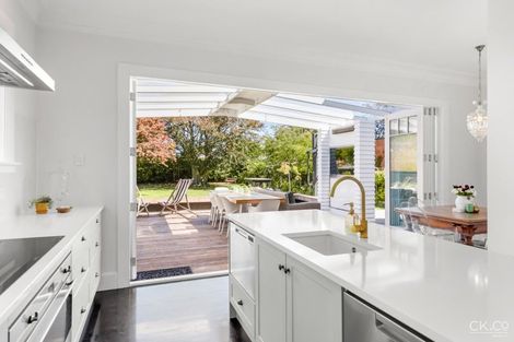 Photo of property in 16 Hinau Street, Woburn, Lower Hutt, 5010