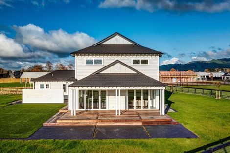 Photo of property in 4 Sunline Drive, Leamington, Cambridge, 3432