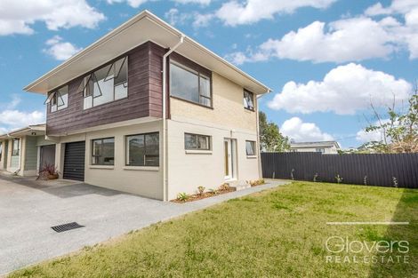 Photo of property in 4/13 Northall Road, New Lynn, Auckland, 0600