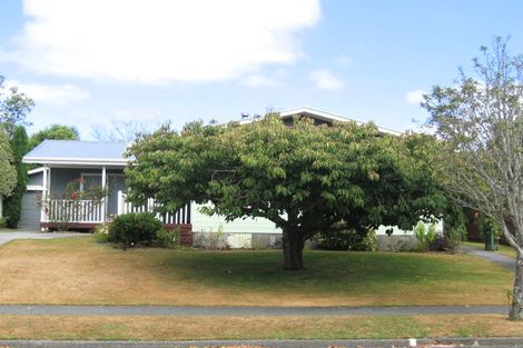 Photo of property in 36 Larchmont Grove, Totara Park, Upper Hutt, 5018