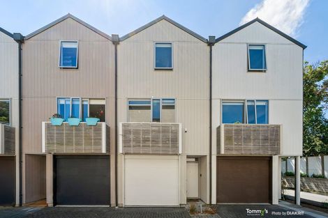 Photo of property in 2/26 Wright Street, Mount Cook, Wellington, 6021