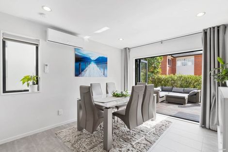 Photo of property in 42 Makamaka Lane, Albany Heights, Auckland, 0632