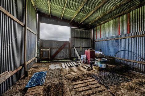 Photo of property in 196 Mokau Road, Urenui, 4377