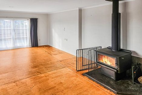 Photo of property in 11 Carlisle Street, Levin, 5510