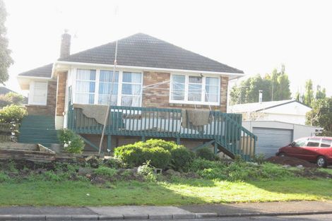 Photo of property in 28 Buller Crescent, Manurewa, Auckland, 2102