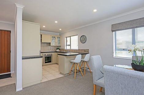 Photo of property in Parkvale Estate, 27/1232 Howard Street, Parkvale, Hastings, 4122