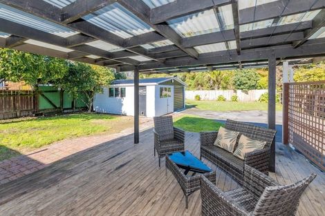 Photo of property in 17 Park Avenue, Waikanae, 5036