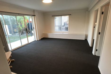 Photo of property in 22 Hartley Terrace, Massey, Auckland, 0614