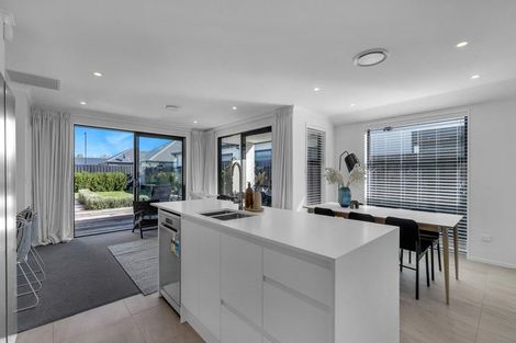 Photo of property in 15 Homestead Drive, Rangiora, 7400