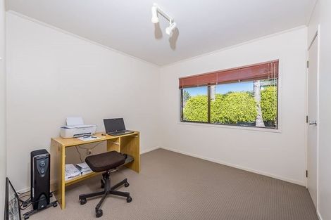Photo of property in 68 Anich Road, Massey, Auckland, 0614
