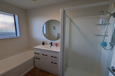 Photo of property in 1/139 Sawyers Arms Road, Northcote, Christchurch, 8052