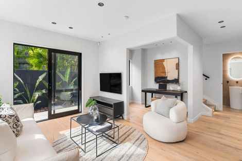 Photo of property in 53b Regina Street, Westmere, Auckland, 1022